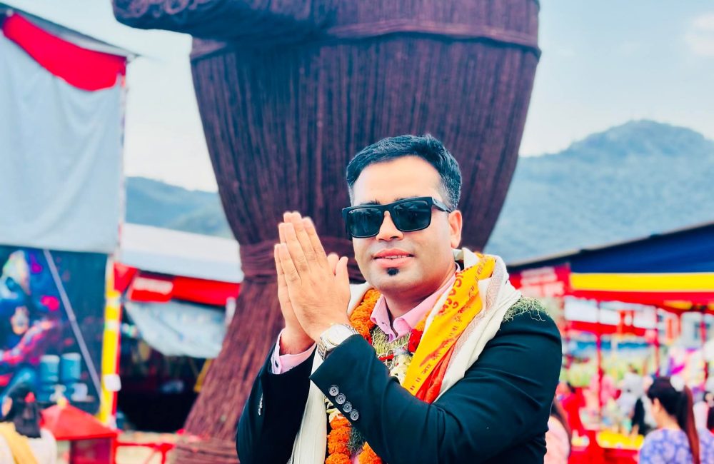लोक गायक घनश्याम रिजालले प्रतिष्ठानको केन्द्रीय उपाध्यक्षमा उम्मेदवारी दिने